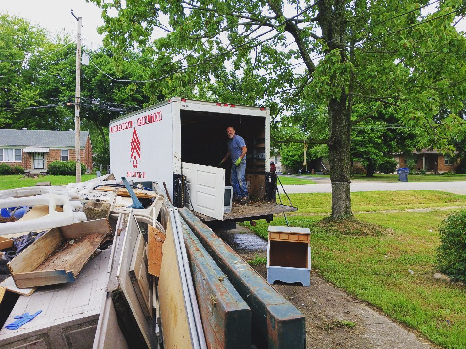 Sgt Junk-It Redefines Waste Management with Specialized Services in Louisville, KY